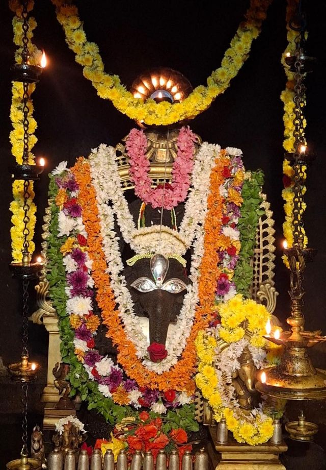 05 08 2026 upoor shri siddhivinayaka.jpg?v=1785946140 - ShriLahari.Com Upoor Shri Siddhivinayaka