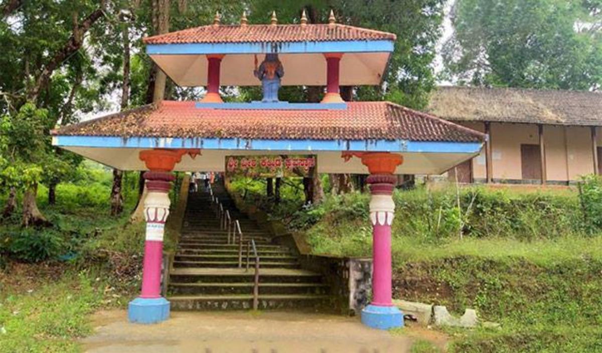 Entrance Tower Shri Veera Kalkuda Shri Mahishamardini Temple Neelavara
