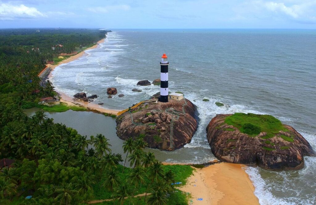 Kaup Beach Lighthouse Travel Places
