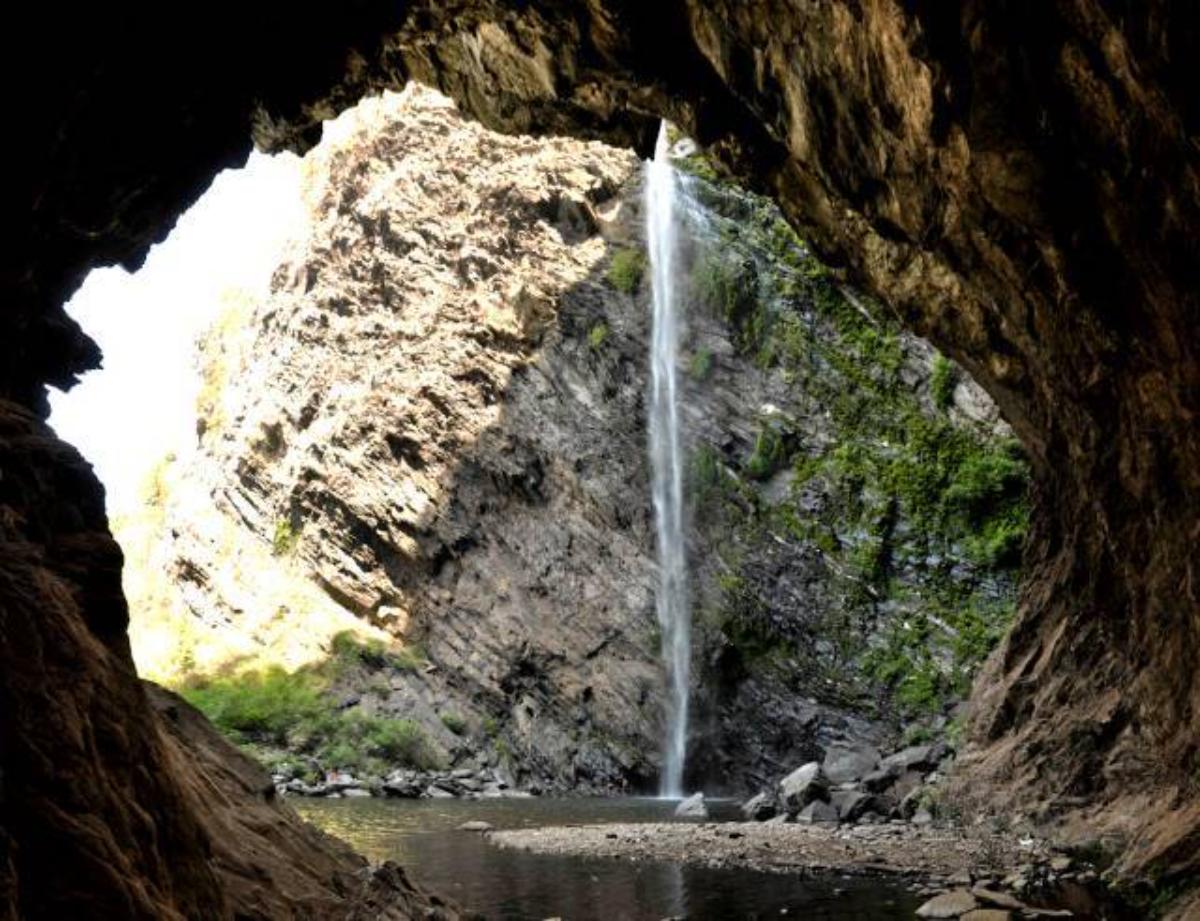 Kudlu Theertha Falls Entry View