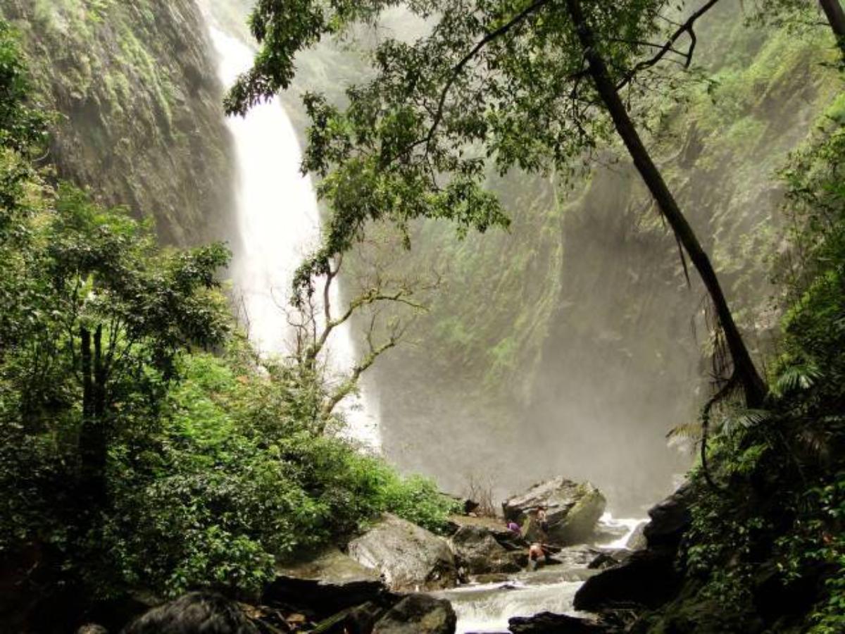 Kudlu Theertha Falls Watterfall View