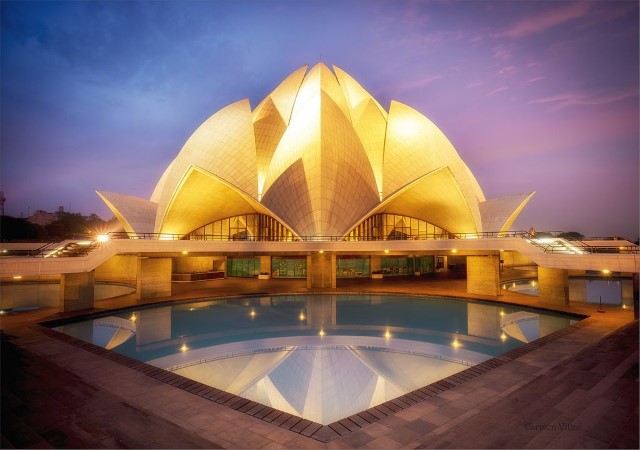 Lotus Temple New Delhi Light View