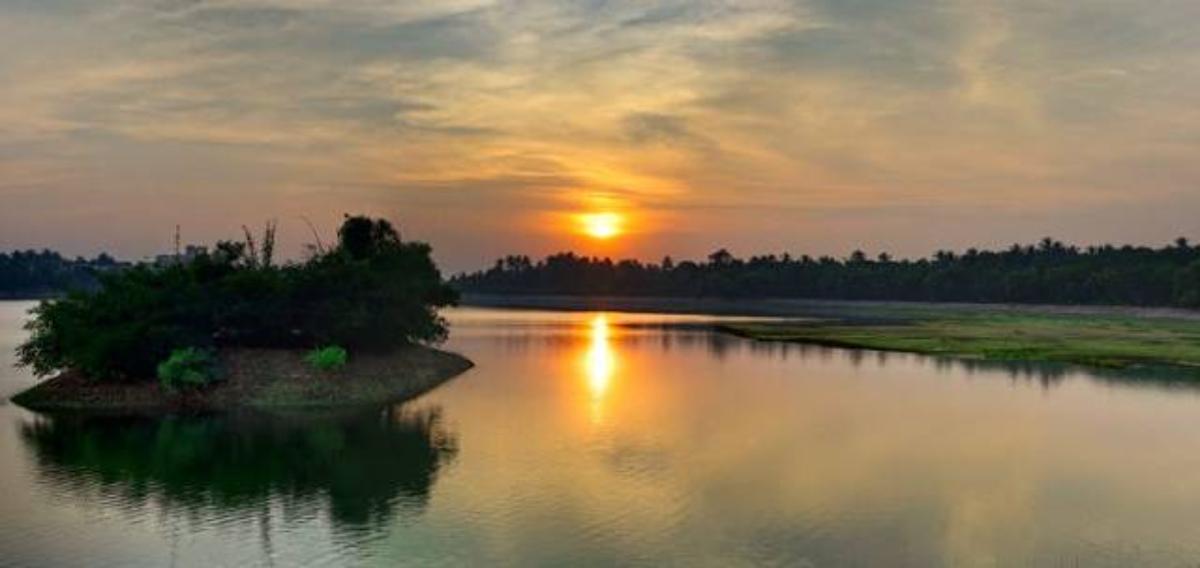Mannu Palla Lake Sunset View