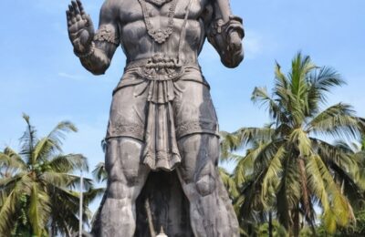 Prasanna Anjaneya Statue 80 Foot Front View Kundapura Travel Places