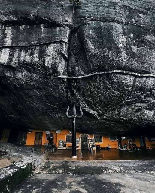 ಕೊಣಾಜೆ ಕಲ್ಲು ಗುಹಾ ದೇವಾಲಯ ಕೊಣಾಜೆ