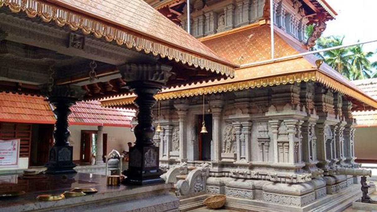 ದೇವಾಲಯ ಒಳಾಂಗಣ ಶ್ರೀ ವಿಷ್ಣುಮೂರ್ತಿ ದೇವಸ್ಥಾನ ಉಂಡಾರು