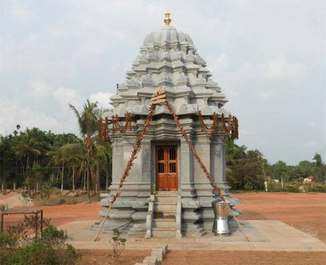 ನಕ್ಷತ್ರಾಕಾರ ಮುಖ್ಯಪ್ರಾಣ ಗುಡಿ ಶ್ರೀ ವಿಷ್ಣುಮೂರ್ತಿ ದೇವಸ್ಥಾನ ಉಂಡಾರು