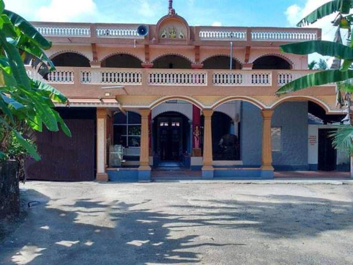 ಮುಂಭಾಗ ಶ್ರೀ ವಿಷ್ಣುಮೂರ್ತಿ ದೇವಸ್ಥಾನ ಆರೂರು