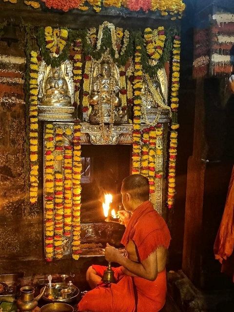 ಶ್ರೀ ಮಧ್ವಾಚಾರ್ಯರ ಸನ್ನಿಧಿ ಪೂಜೆ